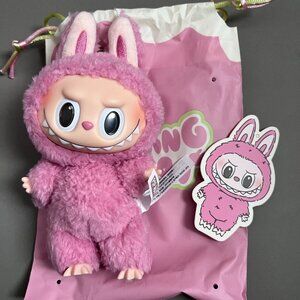 POP MART - Exciting Macaron Vinyl LABUBU *Genuine* Lychee Berry Pink